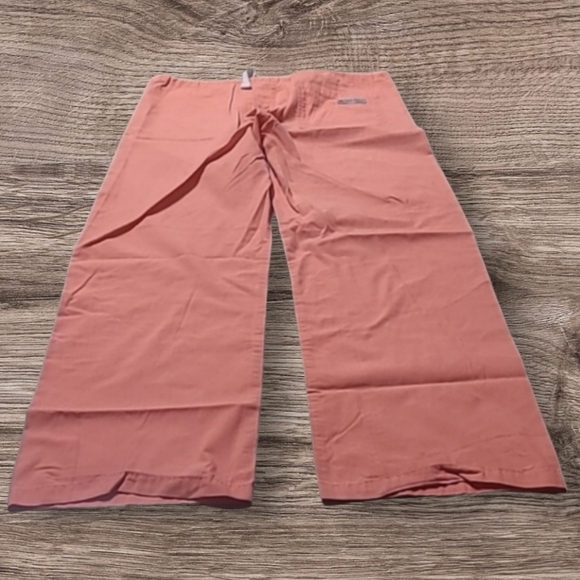 WOMEN'S URBANE SCRUBS - Picture 8 of 12